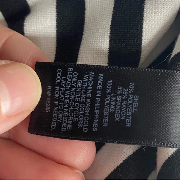 Express Women Sz 8 Black & White Striped Strapless Dress Fit & Flare Chic Style - Picture 6 of 8